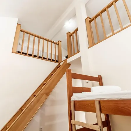 Hostel Budva