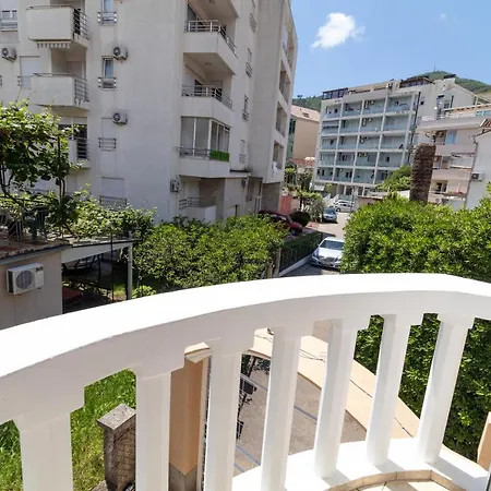 Hostel Budva